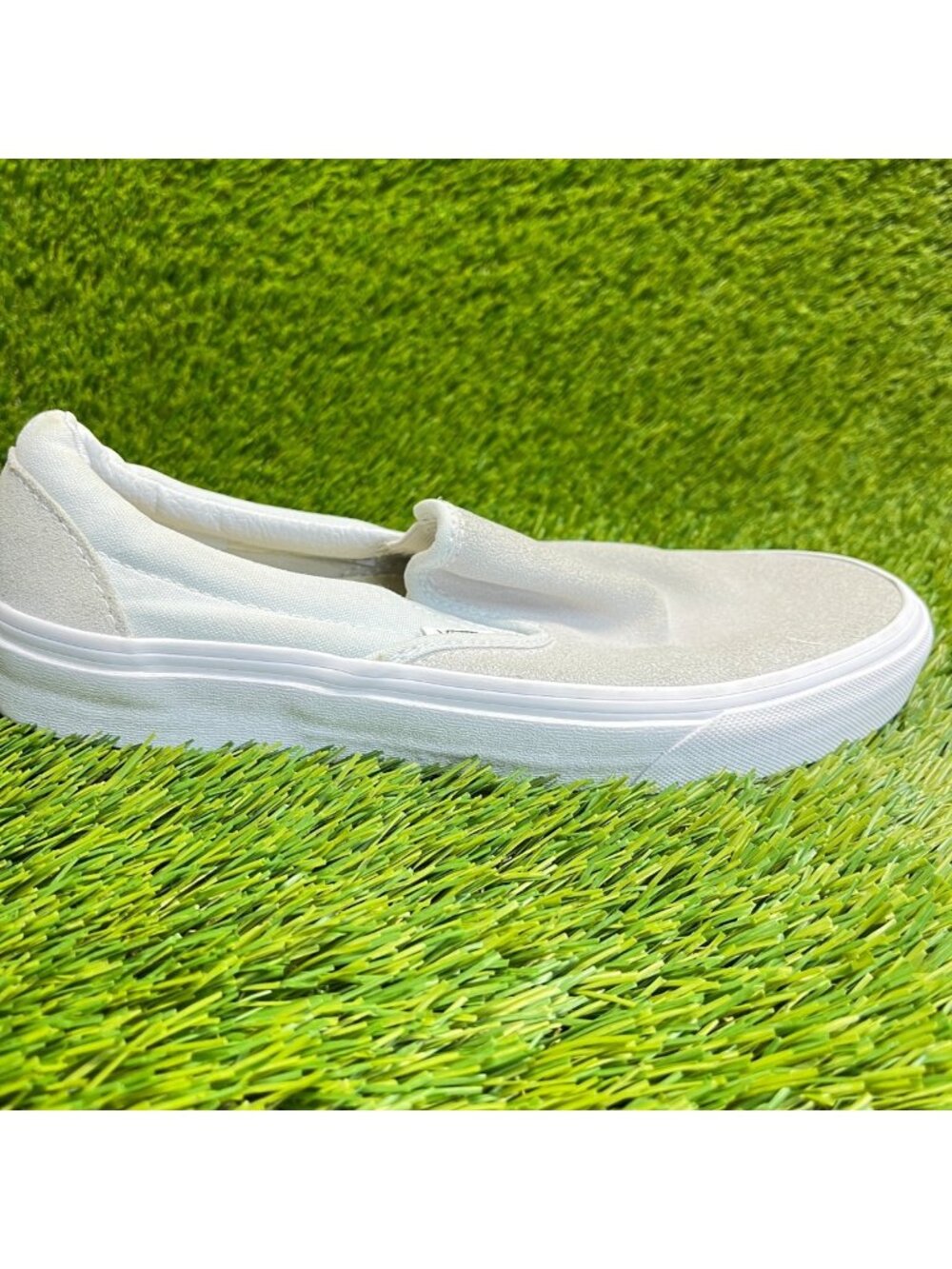 Vans Classic Slip-On Womens Size 8 Gray White Athletic Skate Shoes Sneakersc